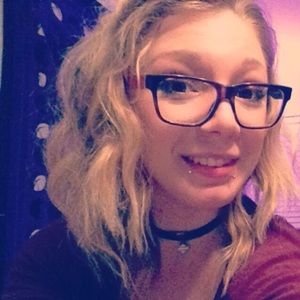 Meet your Posher, Zoe